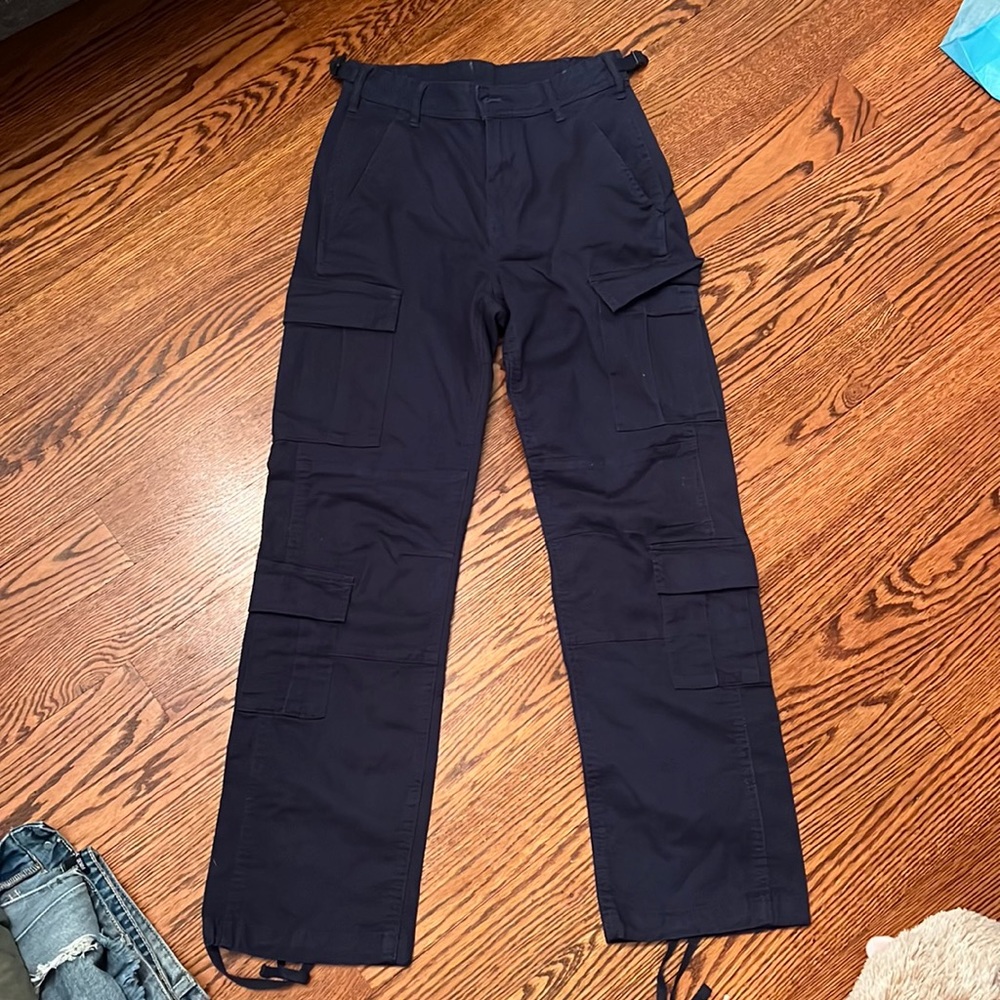 BLUE CARGOS